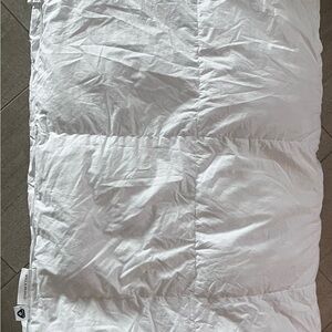 Boll & branch White duvet insert king ultra weight down alternative 489$